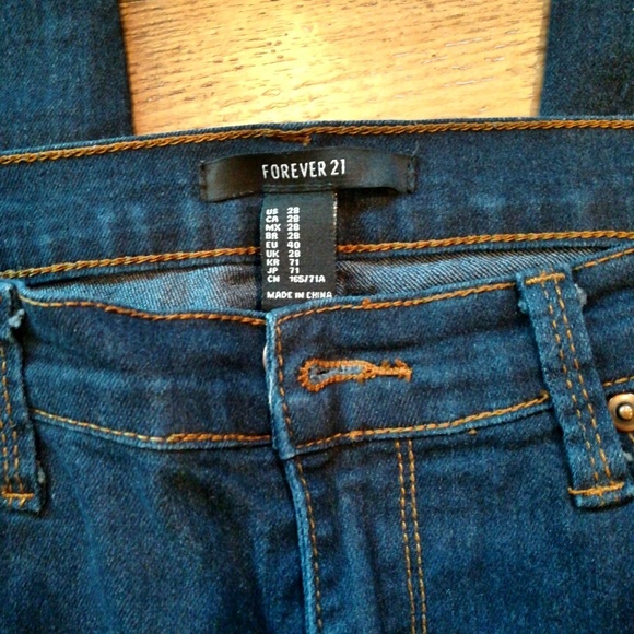 Jeans - Picture 3 of 3